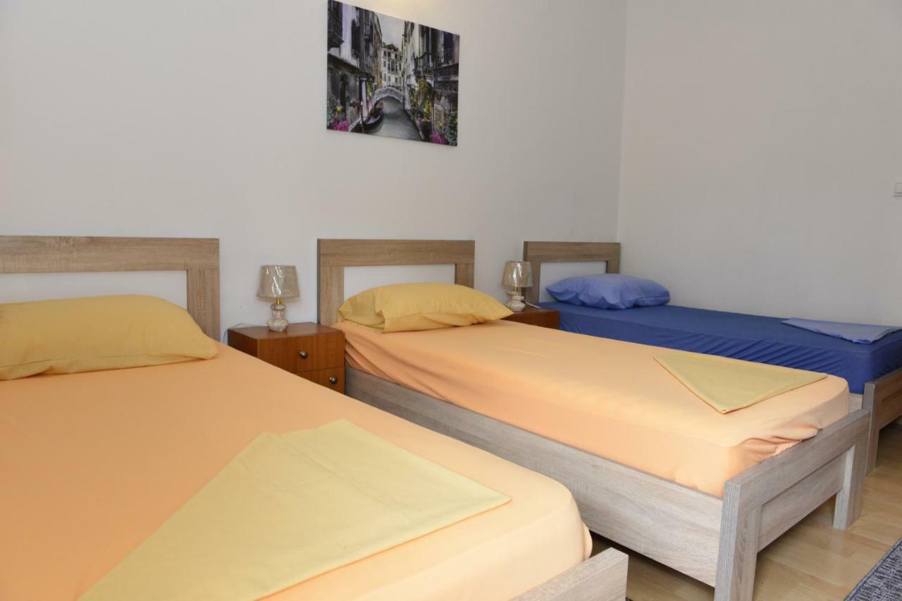 Enko 1 Apartamento Tivat Exterior foto